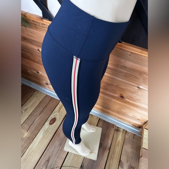 - Mono B Navy Blue Leggings - Size Small New - Picture 6 of 7